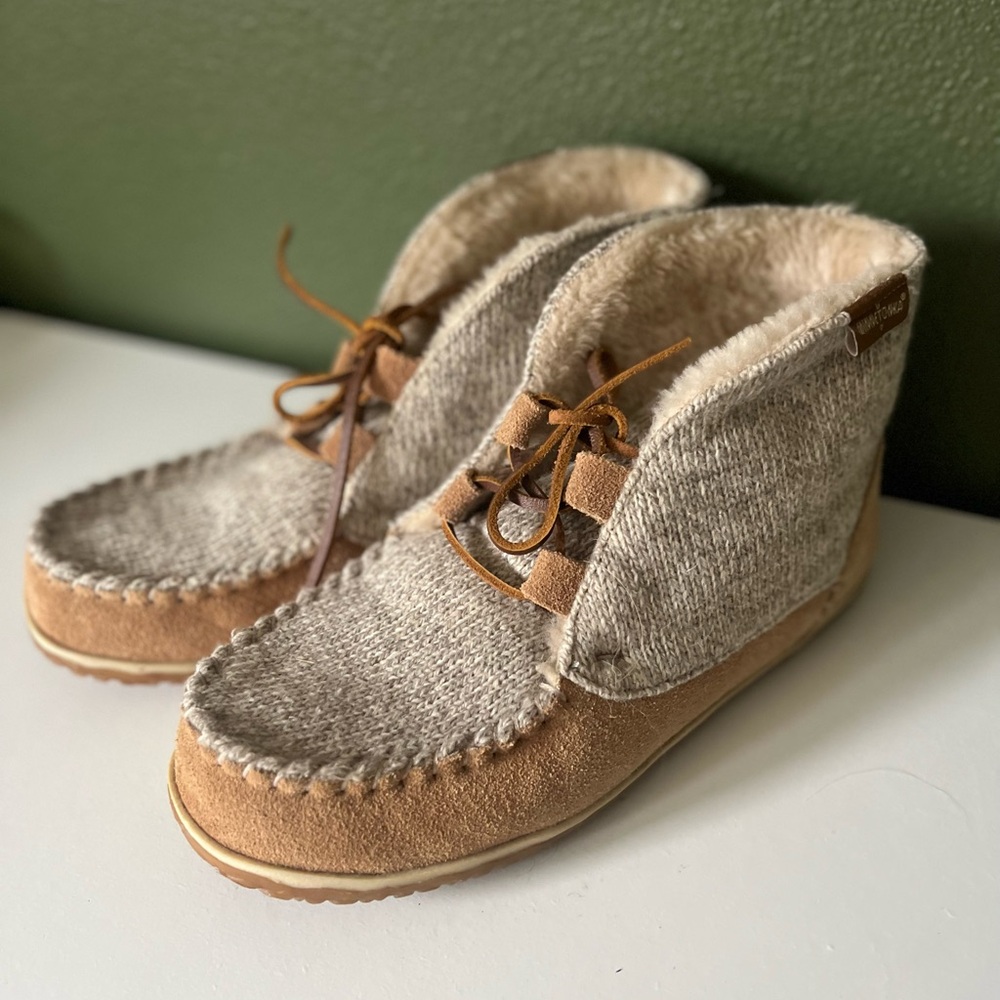 Minnetonka Torrey Lace Up Cozy Knit and Suede Ankle Boots